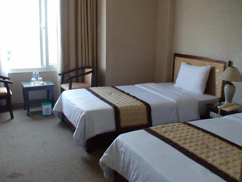 Huu Nghi Hotel Vinh Zewnętrze zdjęcie