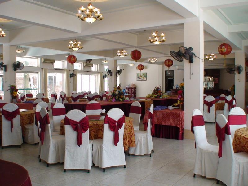 Huu Nghi Hotel Vinh Zewnętrze zdjęcie